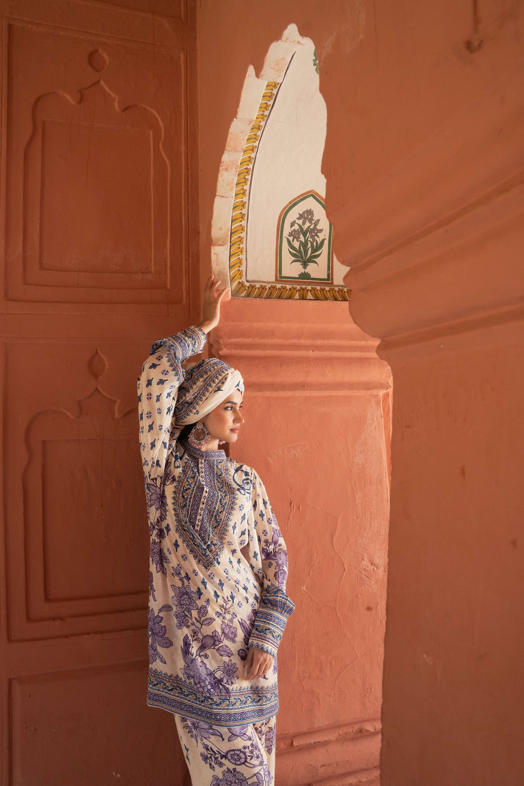 Meher Off-White Short Kurta with Pants