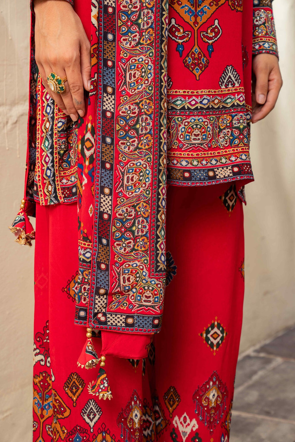 Saanjh Red Short Kurta with Pants
