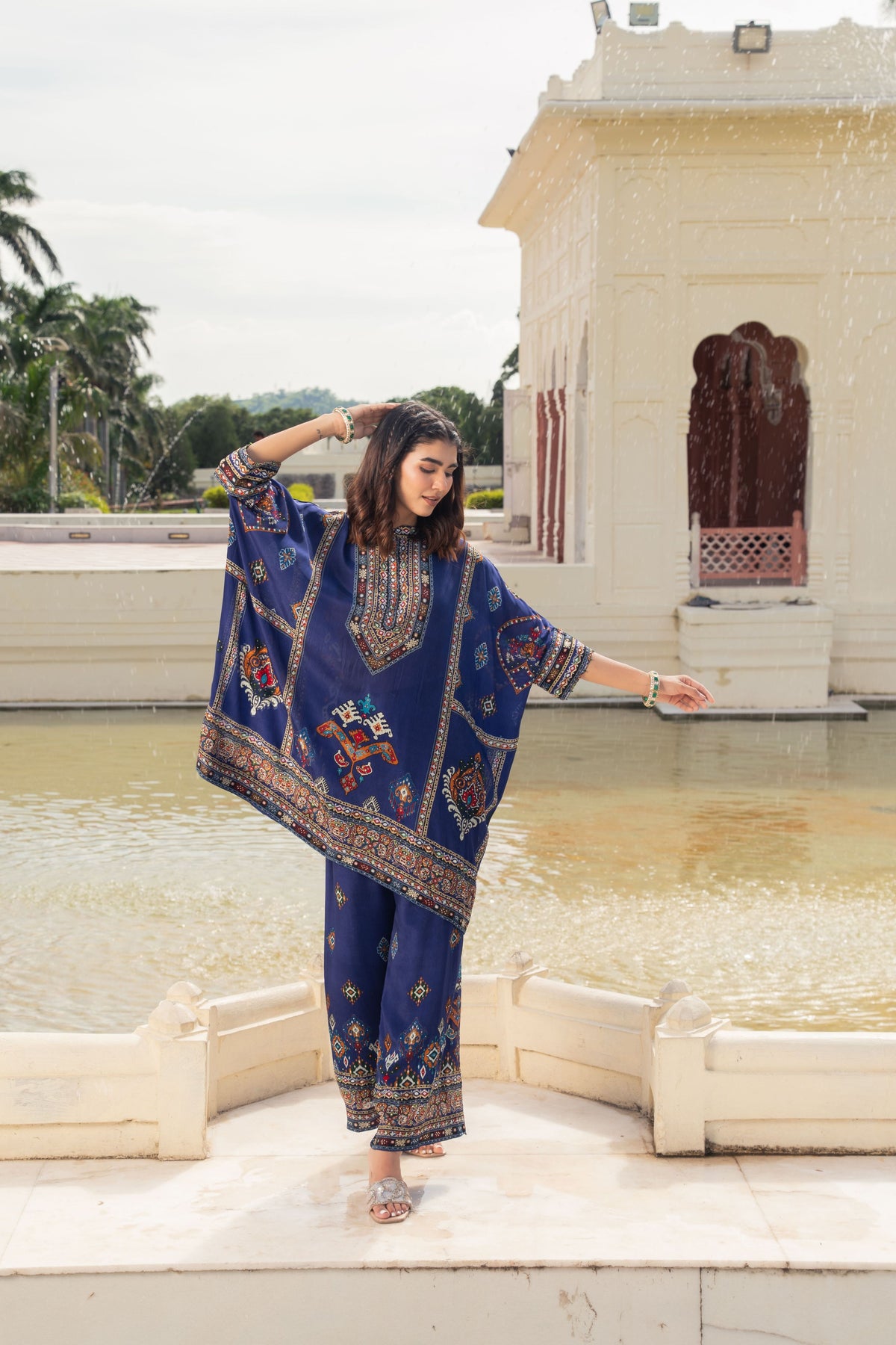 Khwaab Indigo Kaftan Set